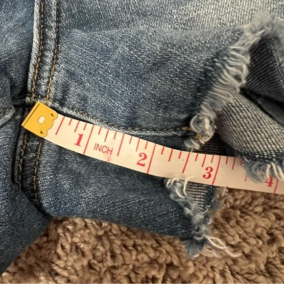 {aerie} daydream denim distressed shorts - Picture 6 of 6